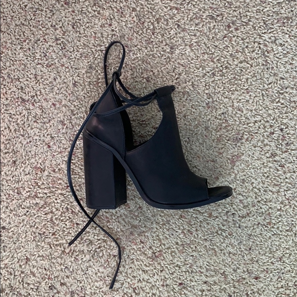 UNIF 94 Heels
